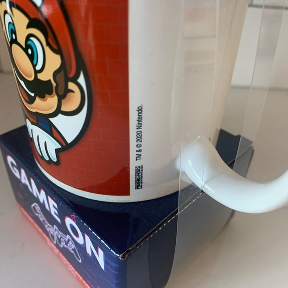 Game On Super Mario Bros Bricks 11 oz. Ceramic Mug for Coffee, Cocoa & Tea - NWT - Picture 7 of 9
